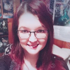 Meet your Posher, Carrie